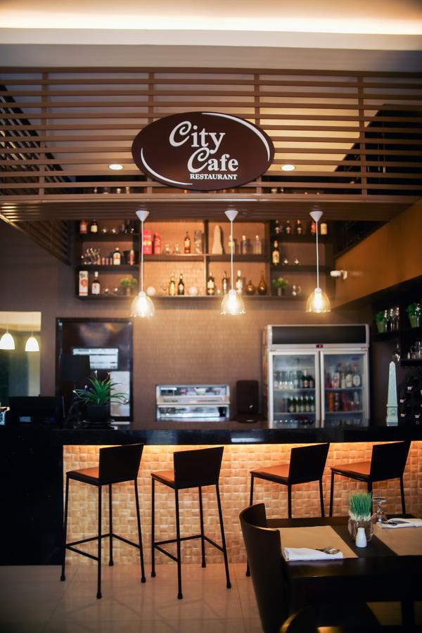 Prime City Resort Hotel Angeles Kültér fotó