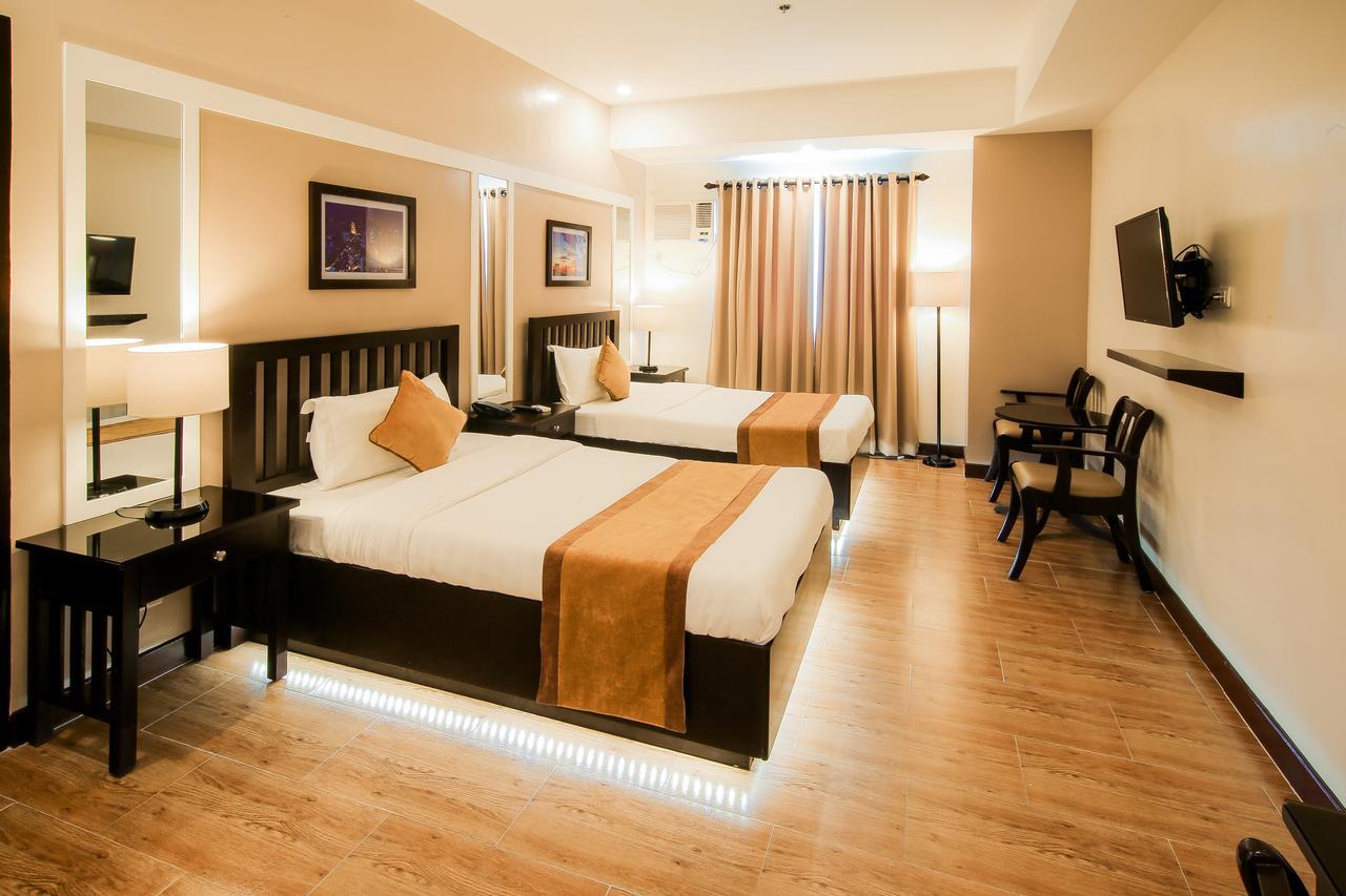 Prime City Resort Hotel Angeles Kültér fotó