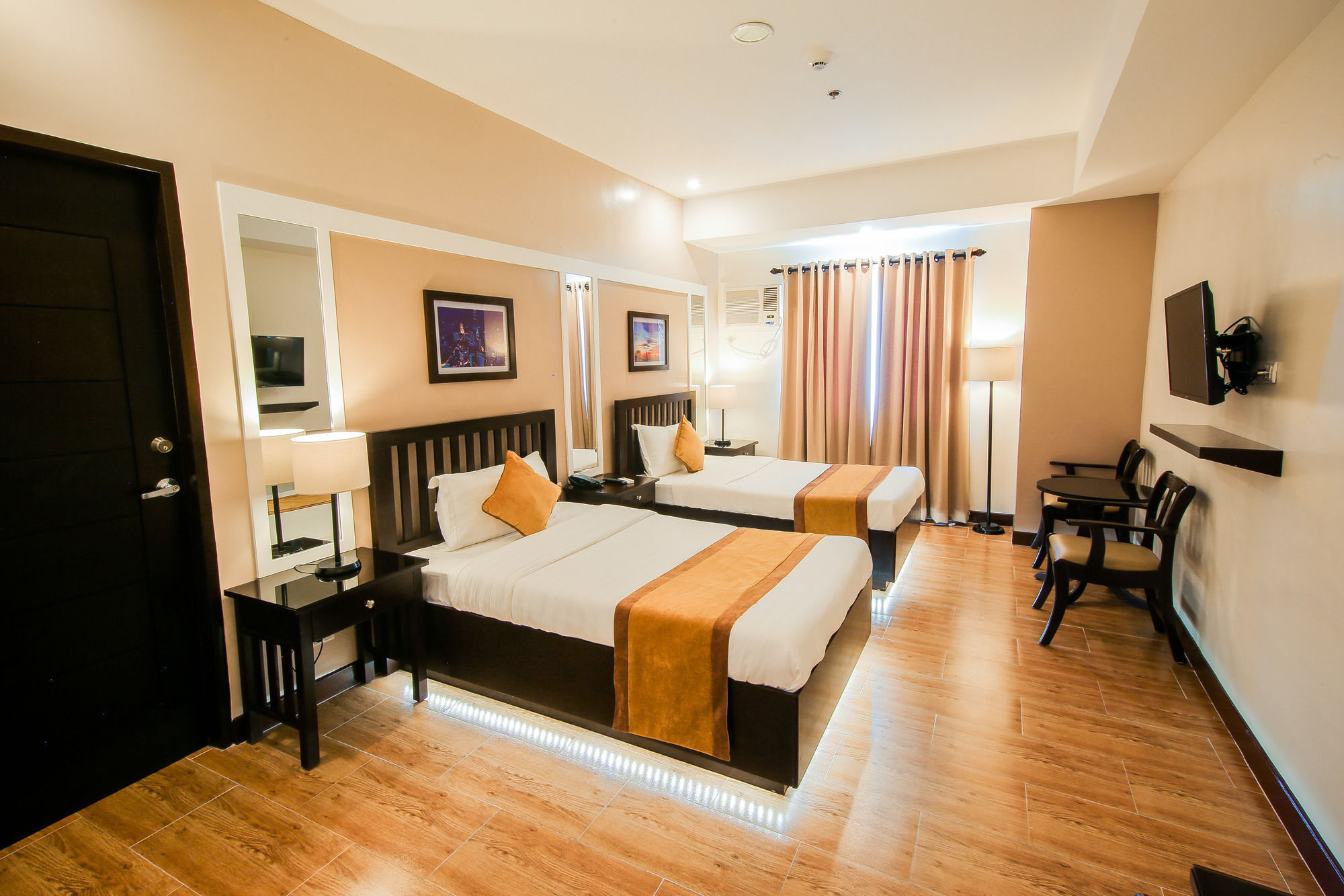 Prime City Resort Hotel Angeles Kültér fotó